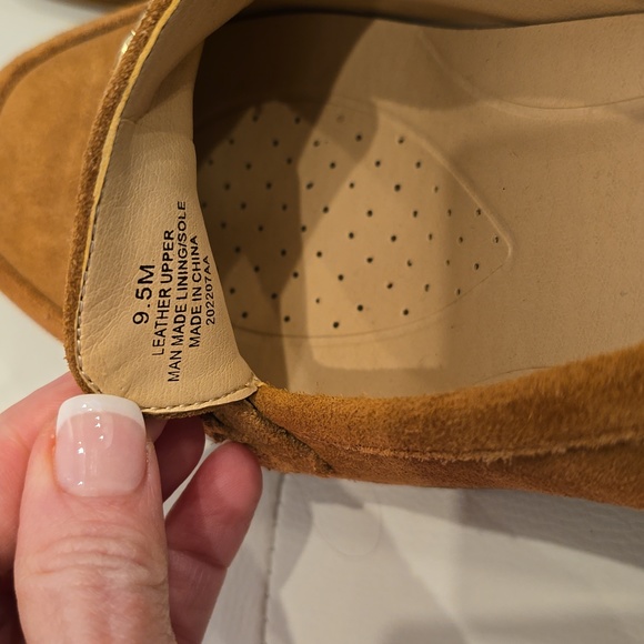 ALEX MARIE 4 FEATURE Technology Brown Suede Leather Heel loafer Chain New 9 1/2 - Picture 8 of 10